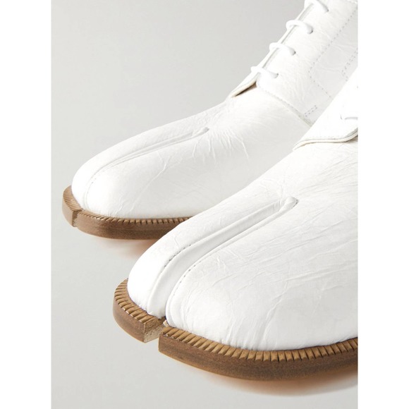 Maison Margiela - Tabi Split Toe crinkle Leather Derby Shoes - White